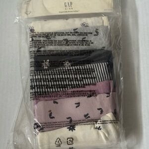 NWT - GAP Kids Nature Underwear Set, 5 Pack